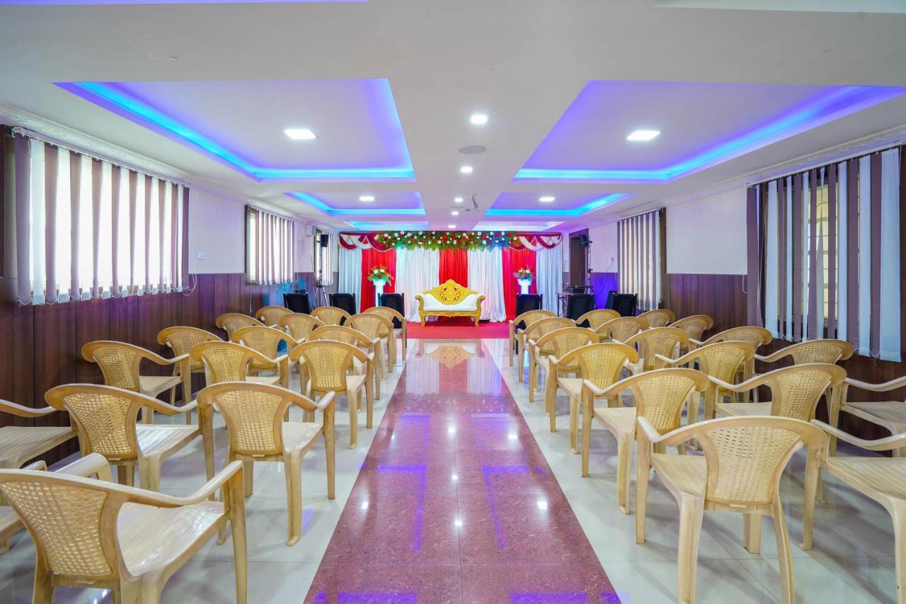 Hotel Tamilnadu - Ooty 1 Exteriör bild